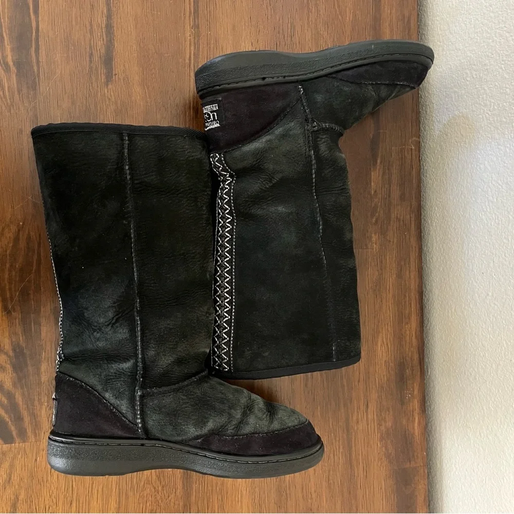 Vtg Original UGG Australia Boots Black Suede Shearling Embroidered Stitching